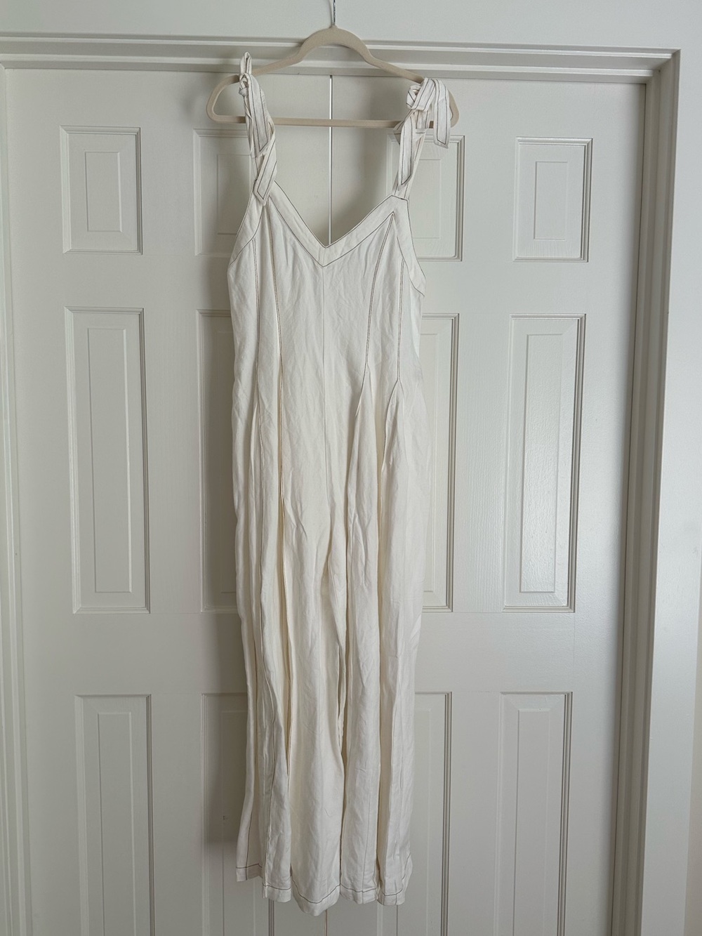ILLA ILLA Cream Tie-Shoulder Jumpsuit NWT